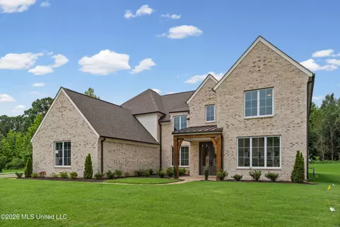 Exterior - 1795 Single Tree Dr, Hernando, MS 38632 photo 2 of 4