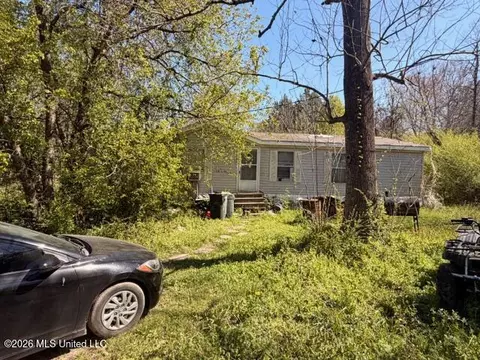 185 Carol Ave, Florence, MS 39073 photo 4
