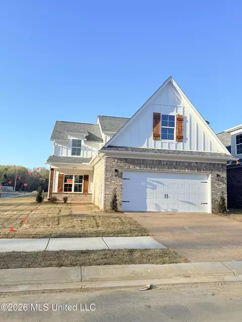 6104 Hickory Point Dr, Walls, MS 38680