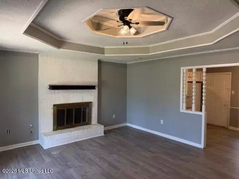 Living - 144 Thousand Oaks Cir, Jackson, MS 39212 photo 1 of 1