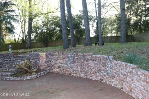 Exterior - 45 Stonegate Dr, Brandon, MS 39042 photo 3 of 3