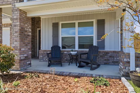 Exterior - 1090 Enclave Cir, Long Beach, MS 39560 photo 3 of 4