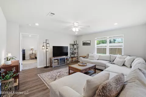 Other - 1090 Enclave Cir, Long Beach, MS 39560 photo 5 of 9