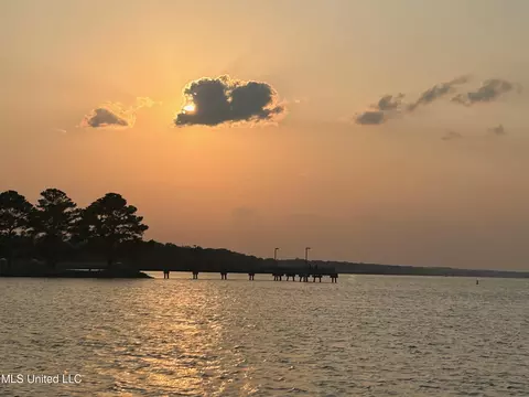E Bay, Brandon, MS 39047