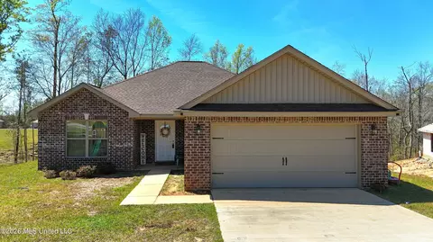 9 Woodall Ct, Perkinston, MS 39573