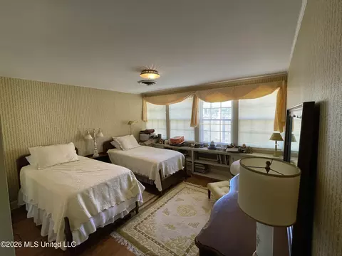 Bedroom - 425 Natchez Ave, Brookhaven, MS 39601 photo 6 of 6