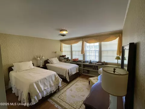 Bedroom - 425 Natchez Ave, Brookhaven, MS 39601 photo 1 of 6