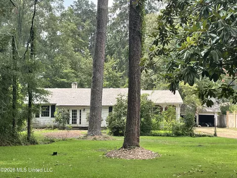425 Natchez Ave, Brookhaven, MS 39601