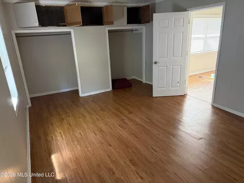 Bedroom - 340 Barnes St, Jackson, MS 39206 photo 4 of 4