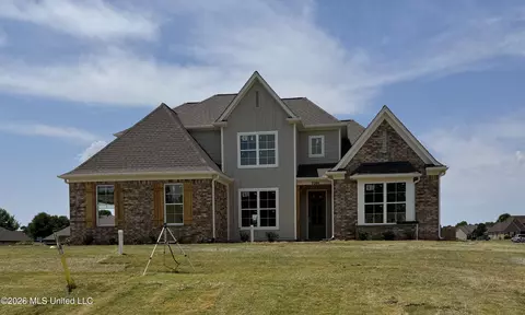7391 Newbury Dr, Olive Branch, MS 38654