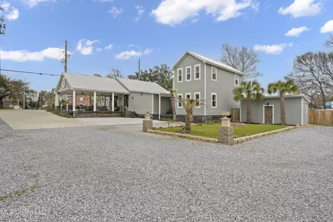647 Howard Ave, Biloxi, MS 39530