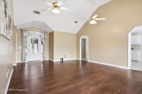 Living - 116 Vaughn Dr, Lucedale, MS 39452 photo 3 of 4