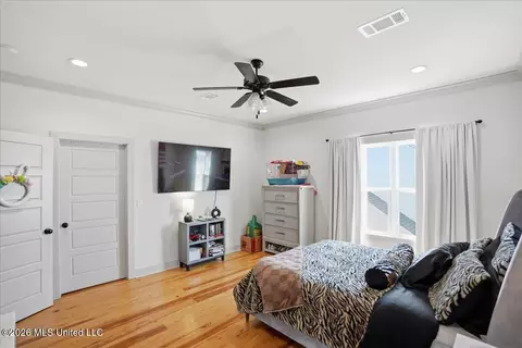 Bedroom - 272 Arbor Trl, Brandon, MS 39047 photo 5 of 13
