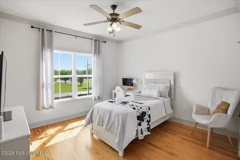 Bedroom - 272 Arbor Trl, Brandon, MS 39047 photo 11 of 13