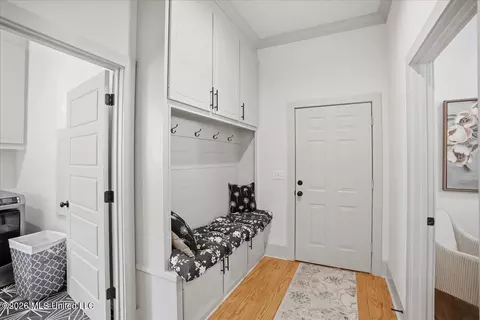 Entry Way - 272 Arbor Trl, Brandon, MS 39047 photo 2 of 6