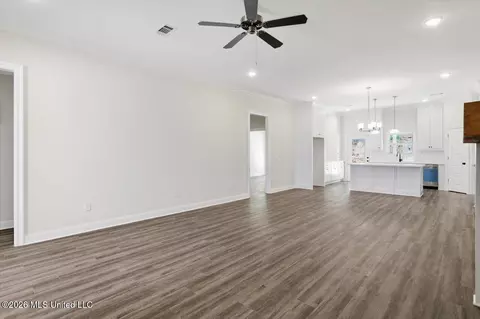 Living - 139 Bronson Bnd, Flowood, MS 39232 photo 4 of 4