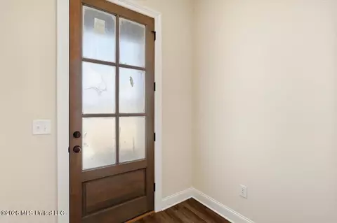 Entry Way - 139 Bronson Bnd, Flowood, MS 39232 photo 1 of 2