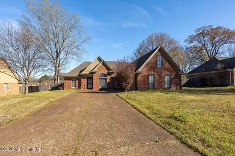 2334 Heather Rdg, Southaven, MS 38671