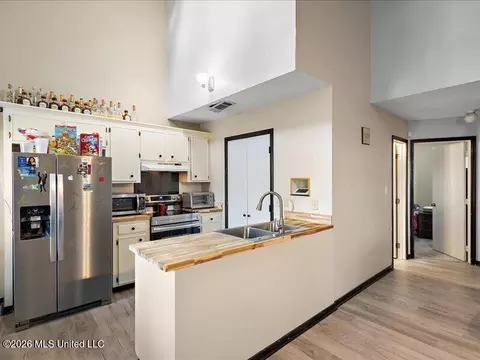 Kitchen - 115 Hidden Crst, Madison, MS 39110 photo 1 of 1