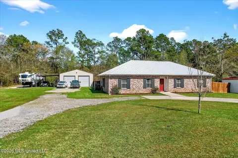 13192 Andy St, Gulfport, MS 39503