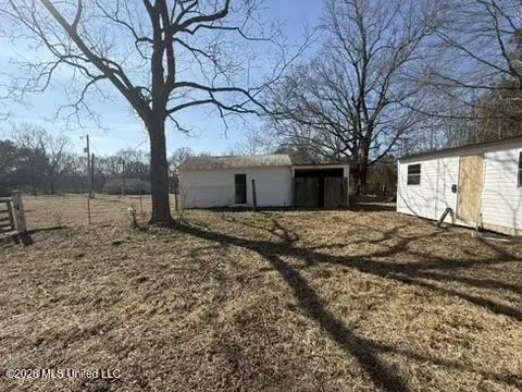 Exterior - 1332 Walker Rd, Terry, MS 39170 photo 2 of 5