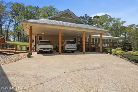Exterior - 1391 Carroll Dr, Terry, MS 39170 photo 10 of 20