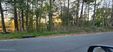 117 Reynolds Cir, Ocean Springs, MS 39564