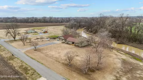 3777 Sunflower School Rd, Clarksdale, MS 38614