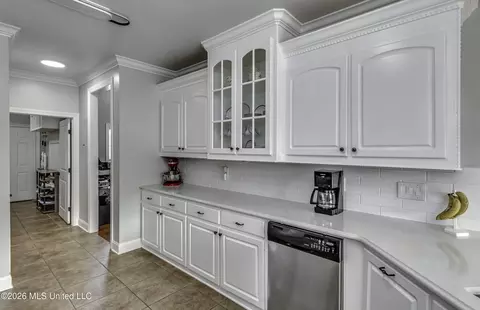 Other - 329 Towne St, Brandon, MS 39042 photo 7 of 19