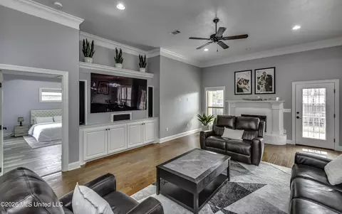 Other - 329 Towne St, Brandon, MS 39042 photo 4 of 19
