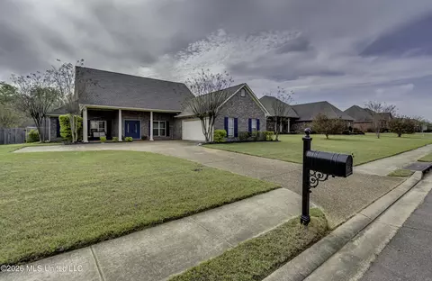 Other - 329 Towne St, Brandon, MS 39042 photo 1 of 19