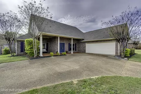 329 Towne St, Brandon, MS 39042