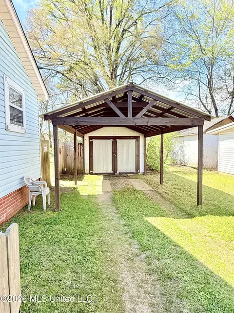 Other - 2221 Long St, Grenada, MS 38901 photo 1 of 2