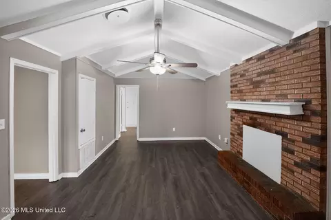 Living - 1062 Autumn St, Jackson, MS 39212 photo 5 of 9