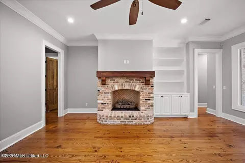 Living - 404 Edgewood Ln, Madison, MS 39110 photo 3 of 6