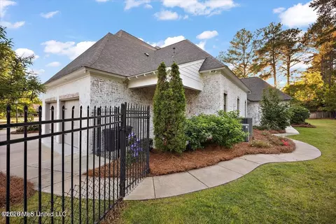 Exterior - 404 Edgewood Ln, Madison, MS 39110 photo 8 of 8