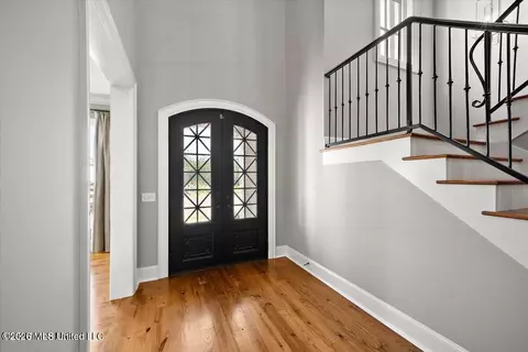 Entry Way - 404 Edgewood Ln, Madison, MS 39110 photo 2 of 9