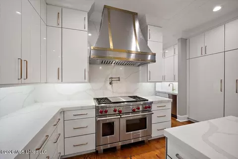 Kitchen - 404 Edgewood Ln, Madison, MS 39110 photo 3 of 7