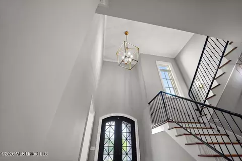 Entry Way - 404 Edgewood Ln, Madison, MS 39110 photo 5 of 9