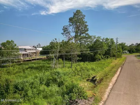 0 Arizona St, Bay Saint Louis, MS 39520