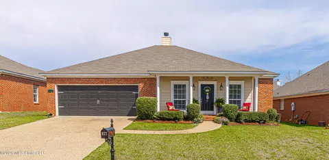 677 Parker Pl, Brandon, MS 39042