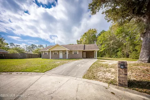 16005 Hardwood Pl, Biloxi, MS 39532