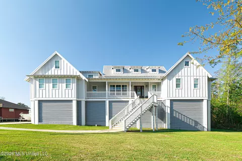 10565 Shorecrest Rd, Biloxi, MS 39532