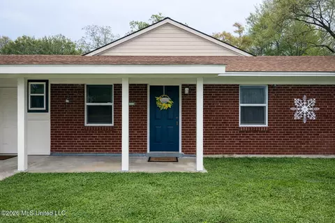 Exterior - 3912 Juniper St, Moss Point, MS 39563 photo 1 of 2