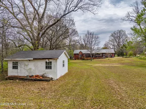 Exterior - 313 N Main St, Sardis, MS 38666 photo 23 of 23