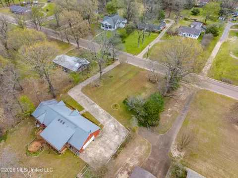 View/Area - 313 N Main St, Sardis, MS 38666 photo 6 of 13