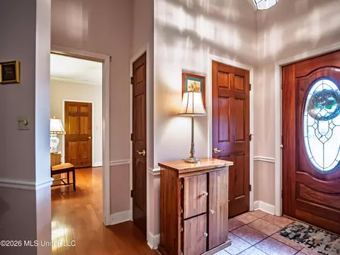 Entry Way - 313 N Main St, Sardis, MS 38666 photo 4 of 4