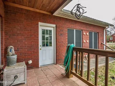Exterior - 313 N Main St, Sardis, MS 38666 photo 6 of 23