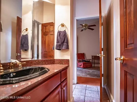Bath - 313 N Main St, Sardis, MS 38666 photo 1 of 8