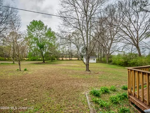Exterior - 313 N Main St, Sardis, MS 38666 photo 13 of 23
